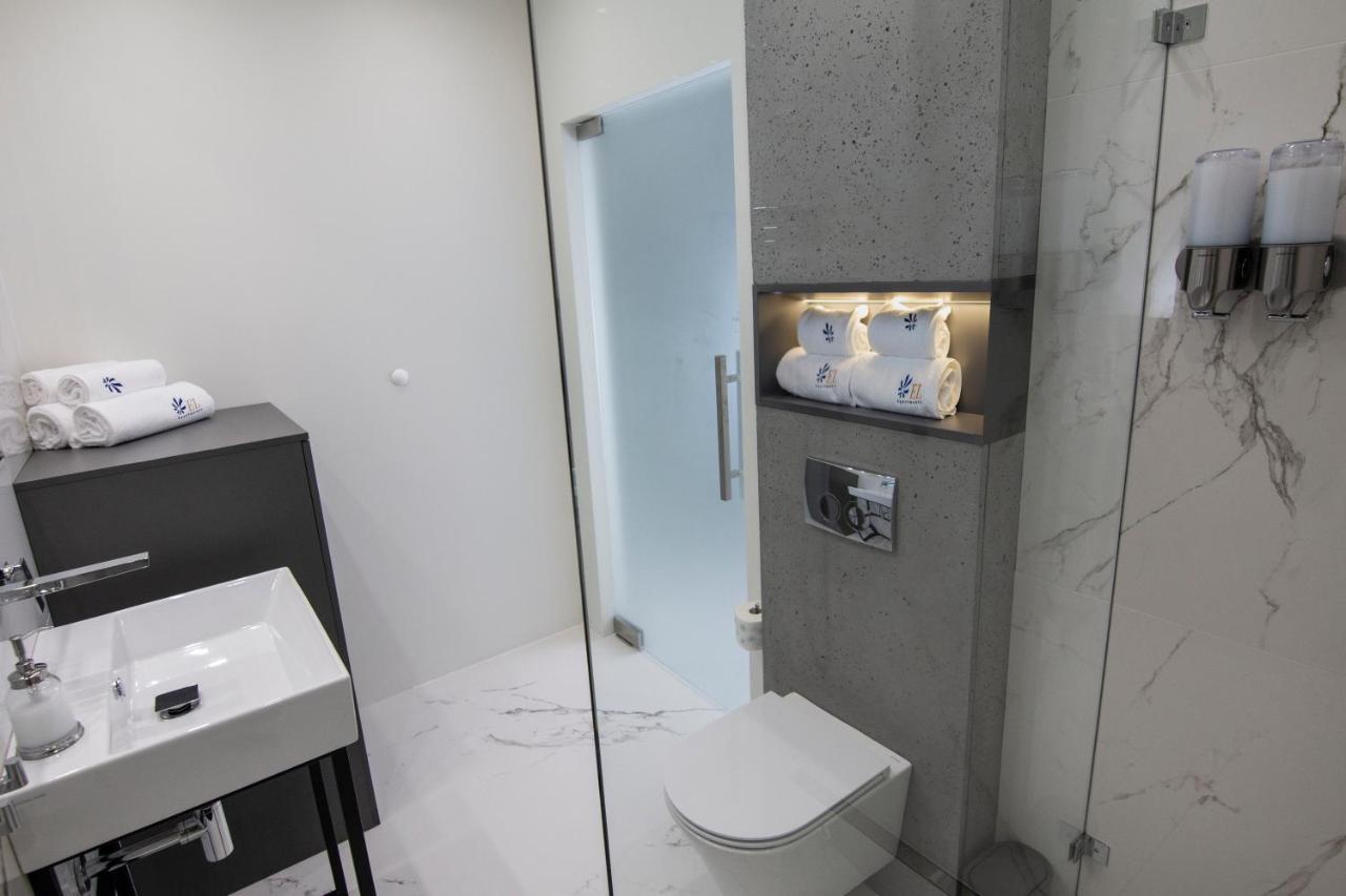 El Apartments - Aries พอซนาน ภายนอก รูปภาพ