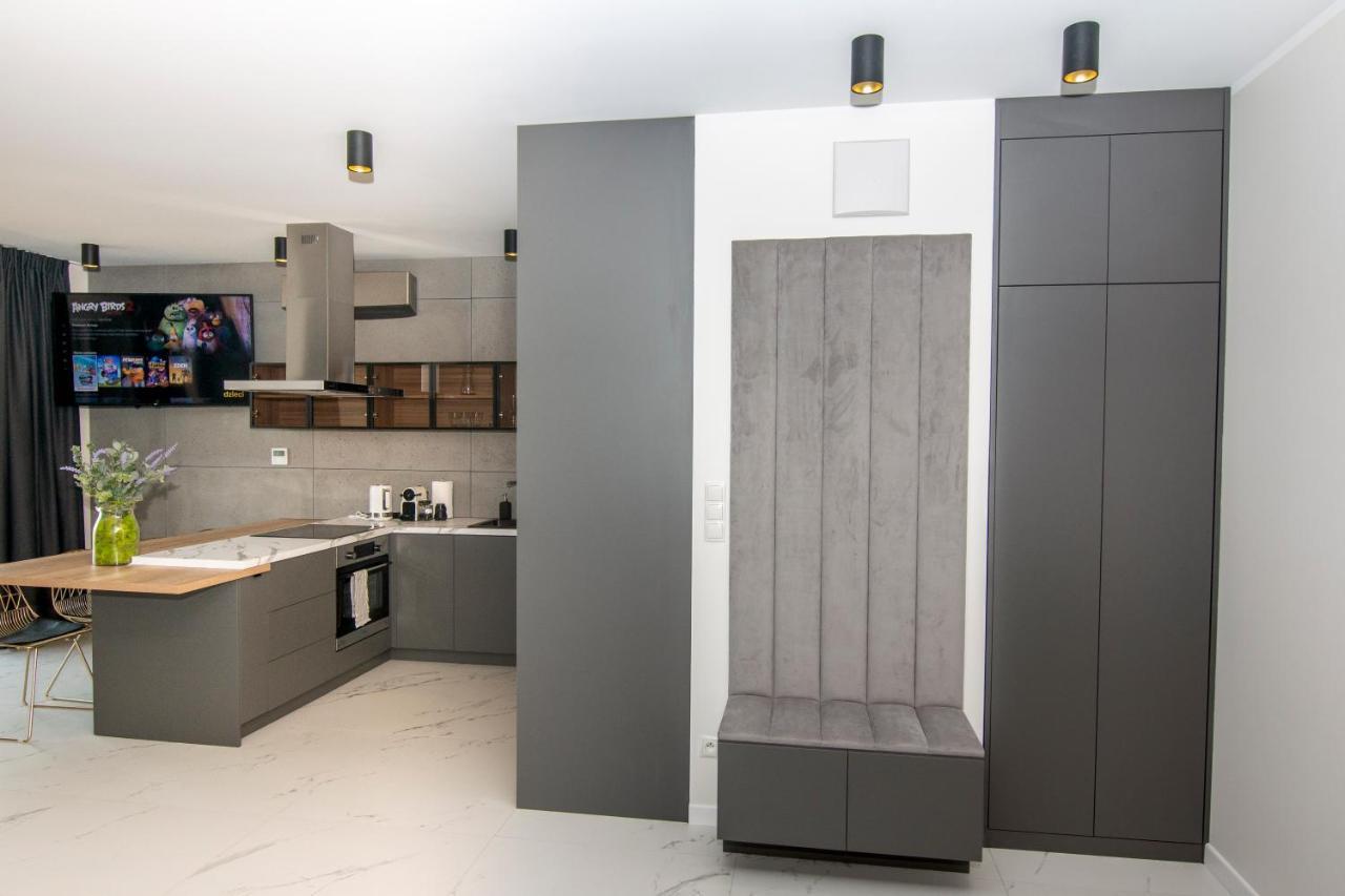 El Apartments - Aries พอซนาน ภายนอก รูปภาพ