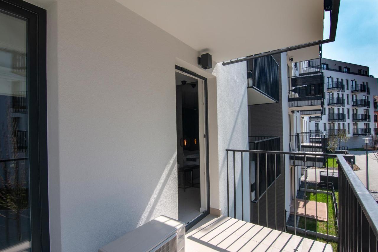 El Apartments - Aries พอซนาน ภายนอก รูปภาพ