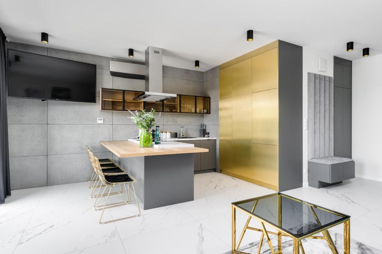 El Apartments - Aries พอซนาน ภายนอก รูปภาพ